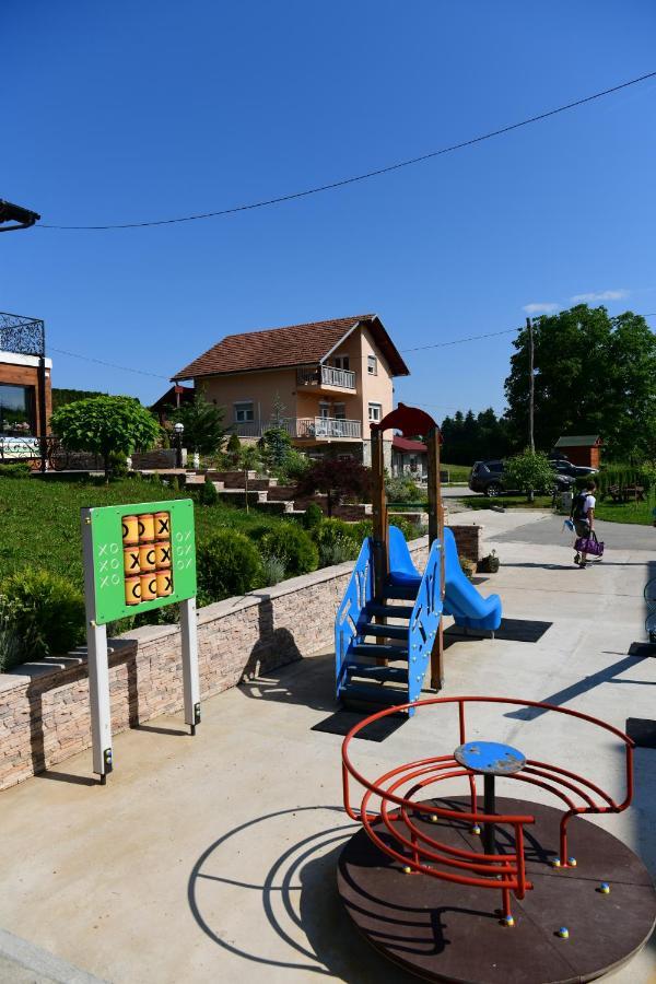 רקוביצה Apartments Green Park מראה חיצוני תמונה